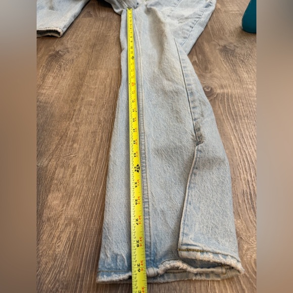 Abercrombie and Fitch Curve Love Ultra High Rise 90s Straight Jean Size 4s - Picture 8 of 9